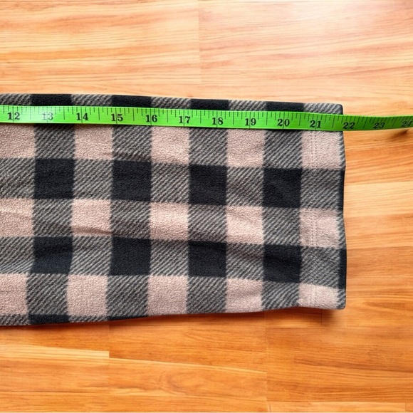 VICTORIA’S SECRET PINK Flannel Pajama Top - Size M - Picture 9 of 16